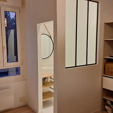 Apartment Joli Climatise A 100m De La Gare *